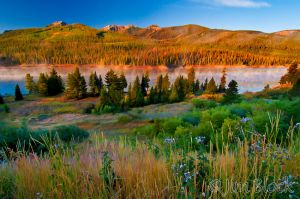07  DG035E-Hyalite-Reservoir--in-the-early-morning--Simplified.jpg